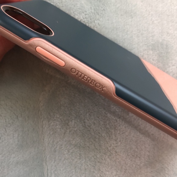 Kate Spade AND Otterbox iPhone 10 Max Cases - Picture 3 of 6